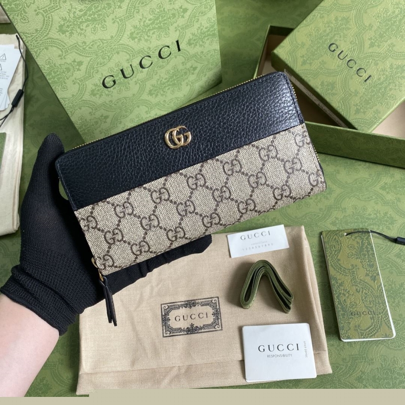 G*u*i wallets & purse